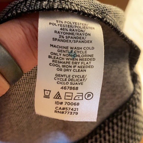 Ann Taylor size 6 pencil skirt - Picture 6 of 6